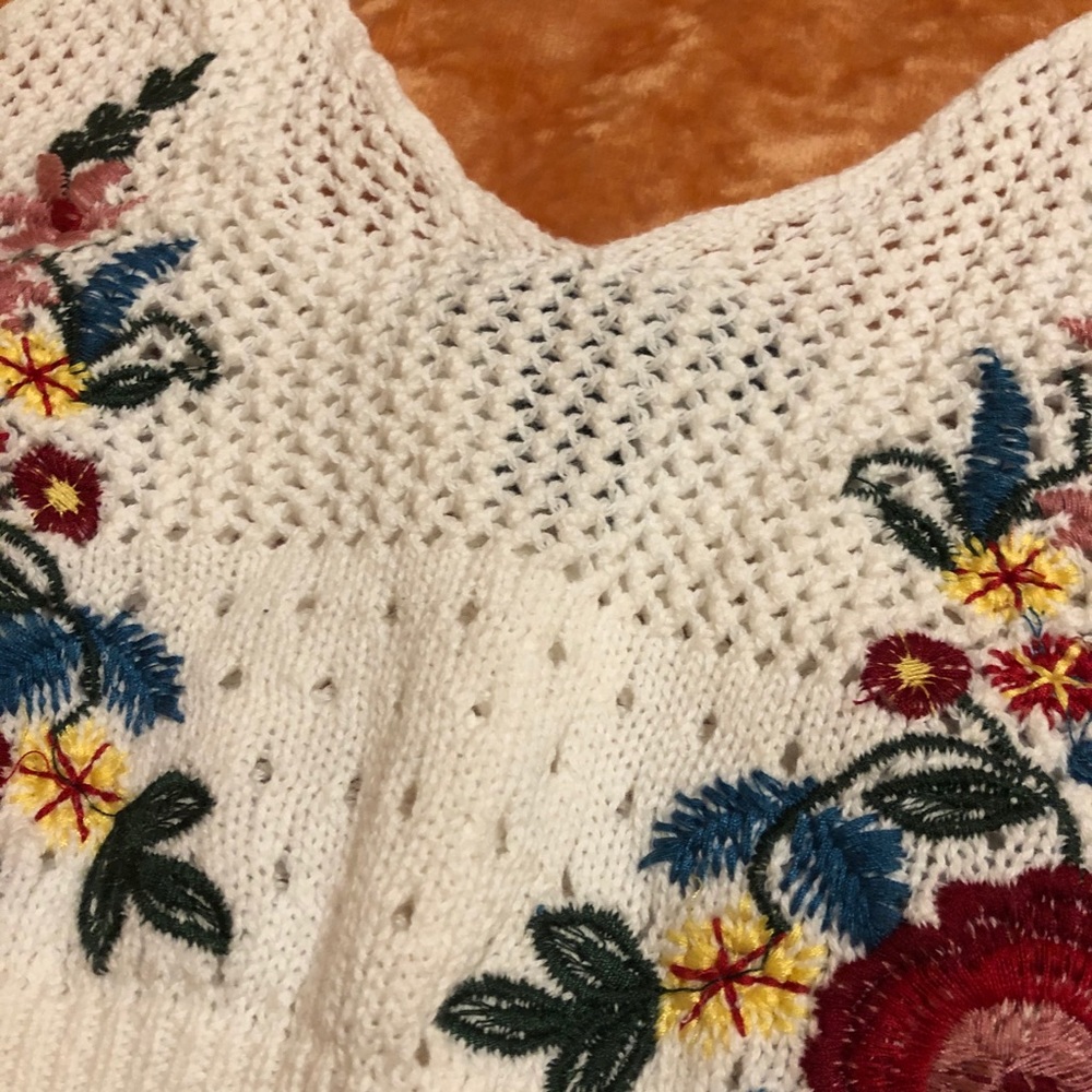 F21 Top - Picture 6 of 7
